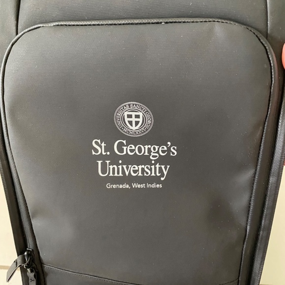 17L Nomatic Backpack - brand new - Picture 5 of 13